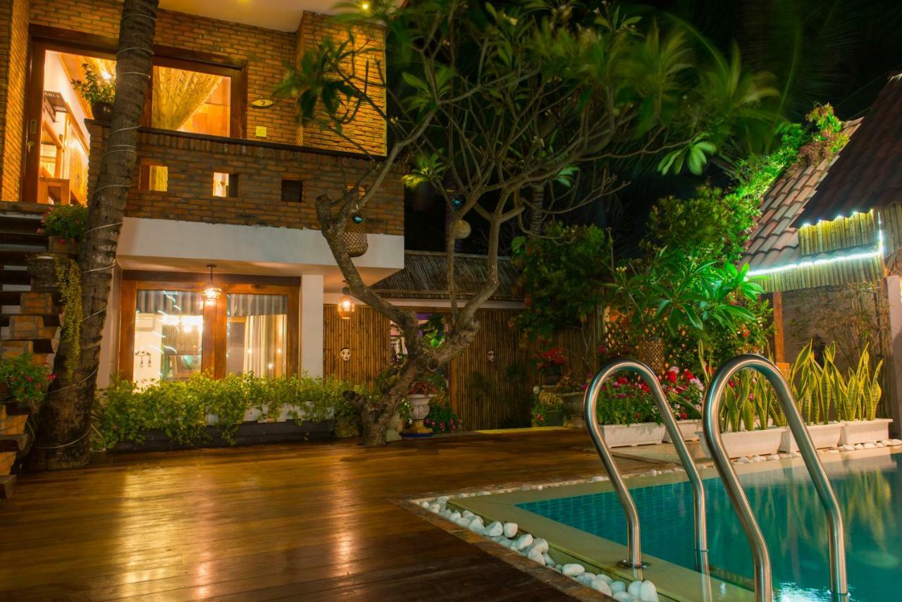 Veranda Beach Place Hotel Phan Thiet Exterior foto