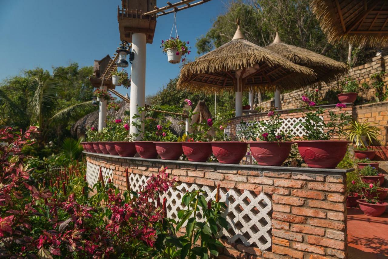 Veranda Beach Place Hotel Phan Thiet Exterior foto